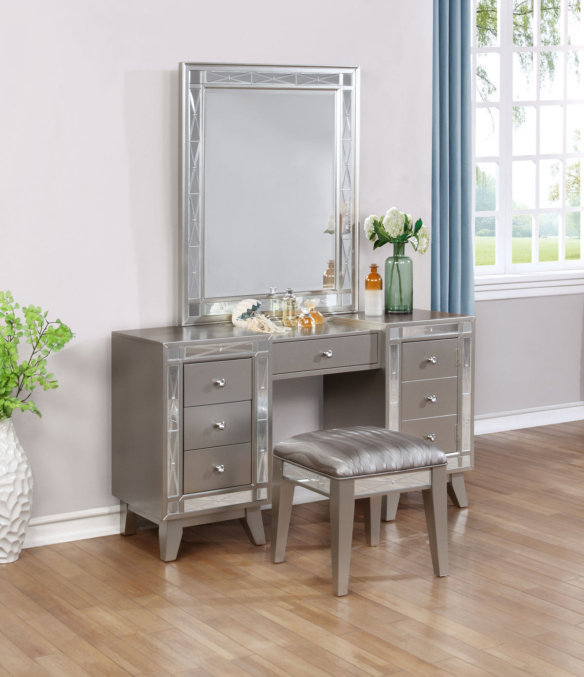 Leighton 3-piece Vanity Set Metallic Platinum Half Price Furniture