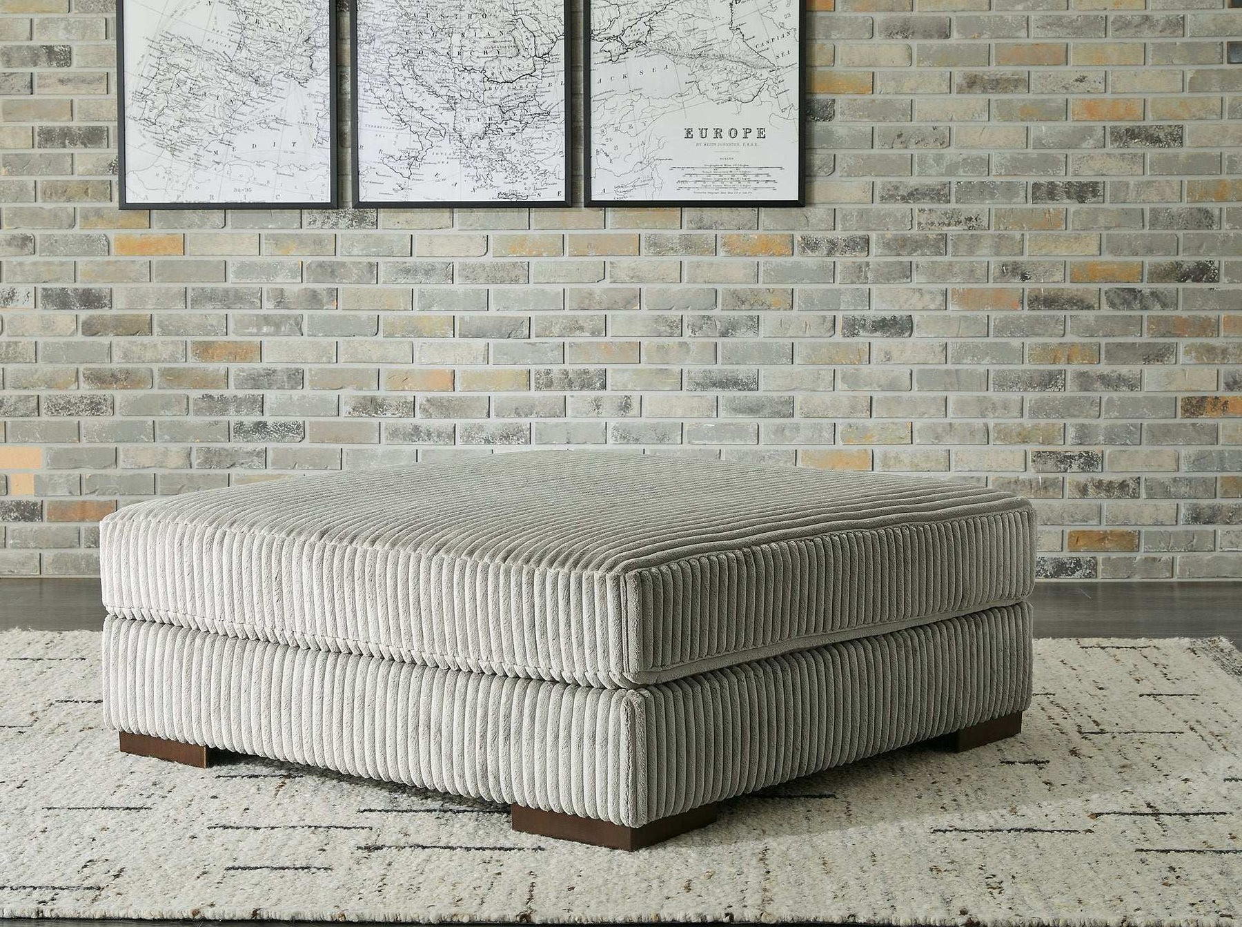 Lindyn Oversized Accent Ottoman Half Price Furniture