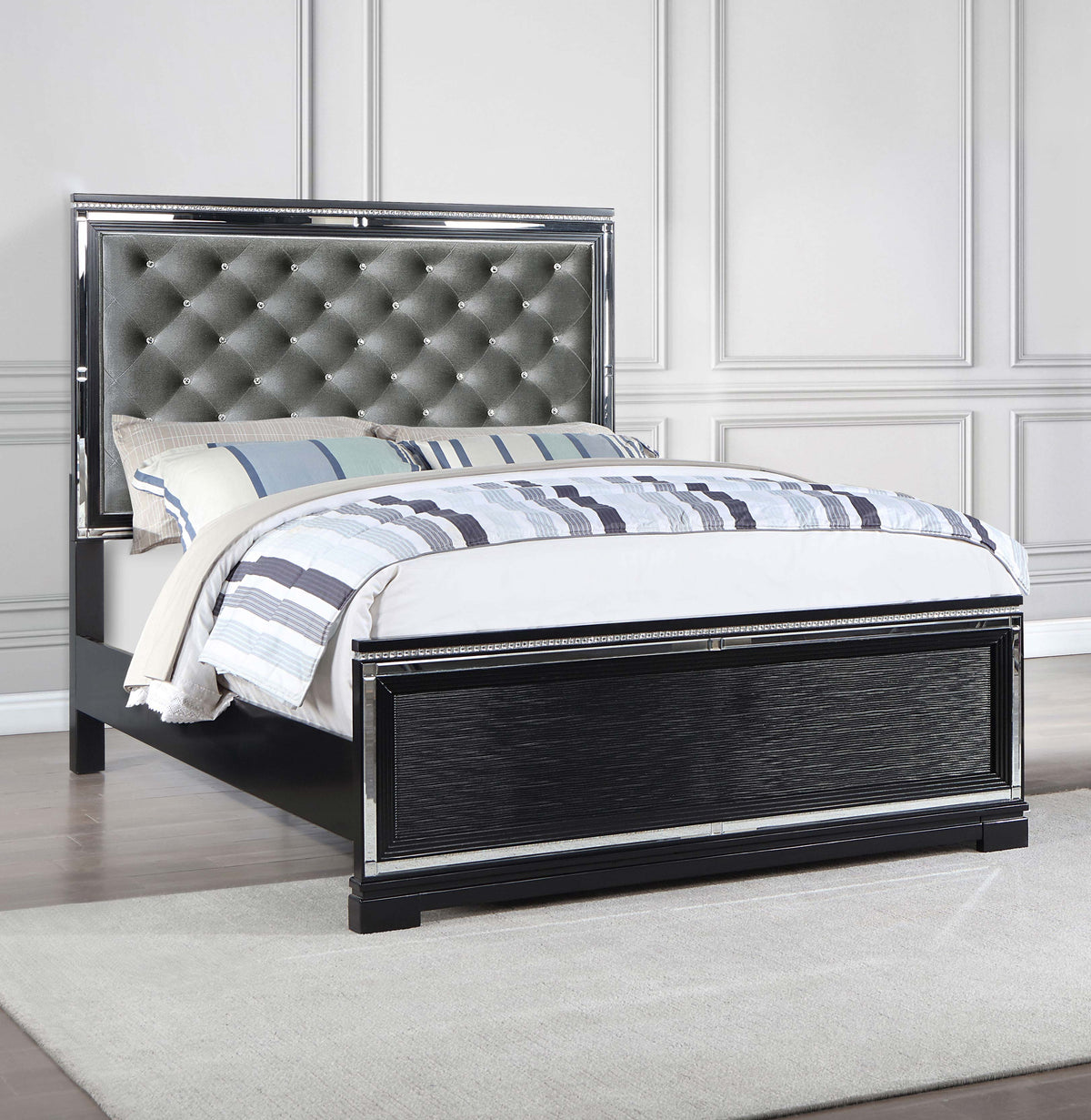 Cappola Upholstered Tufted Bed Silver and Black - Half Price Furniture
