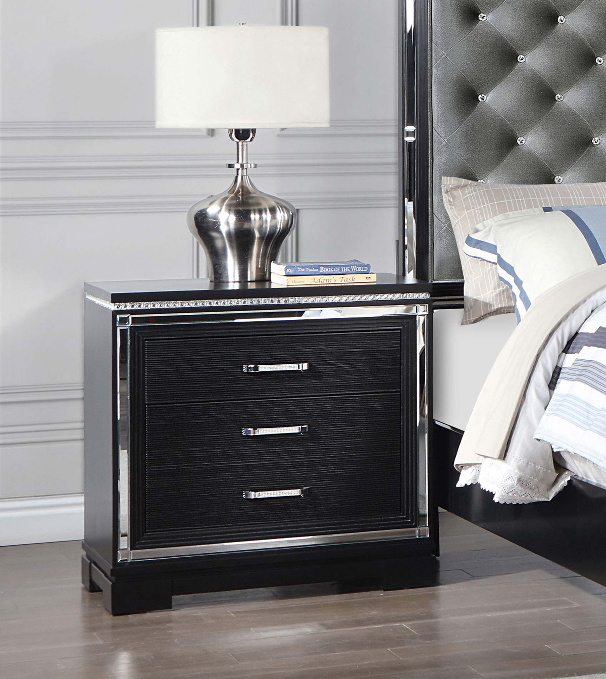 Cappola Rectangular 2-drawer Nightstand Silver and Black  Las Vegas Furniture Stores