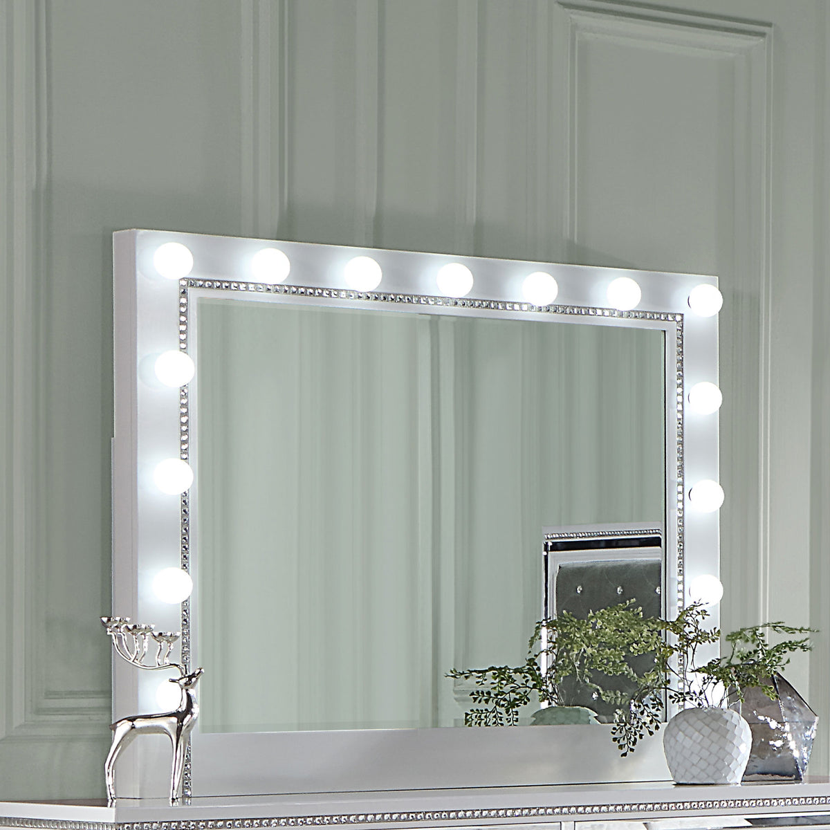 Eleanor White Rectangular Dresser Mirror with Light Half Price Furniture