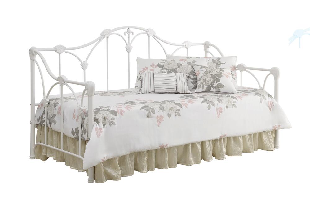 Halladay Twin Metal Daybed with Floral Frame White Halladay Twin Metal Daybed with Floral Frame White Half Price Furniture