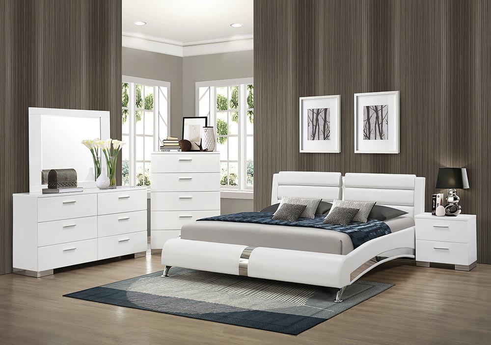 Jeremaine 4-piece California King Bedroom Set Glossy White  Las Vegas Furniture Stores