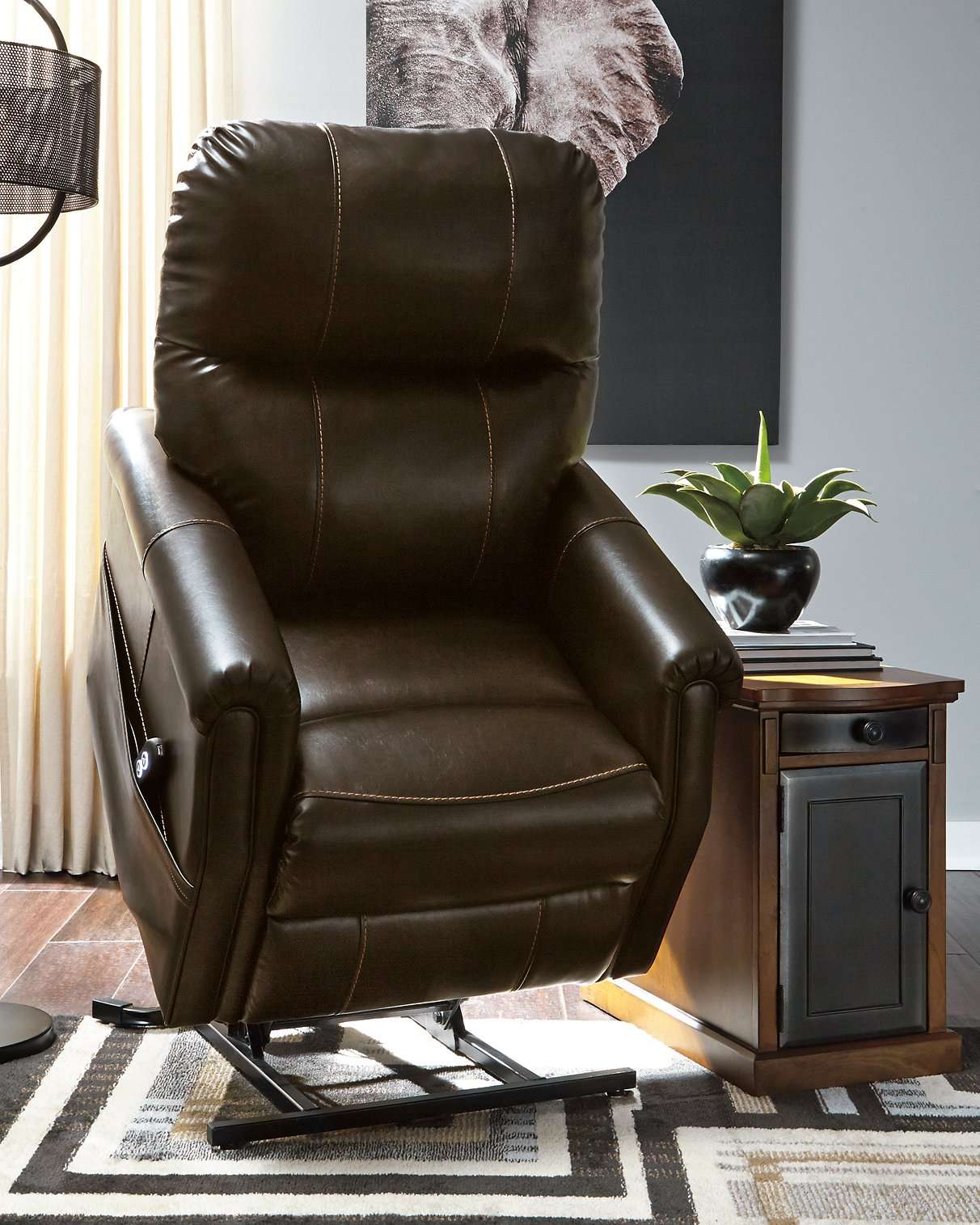 Markridge Power Lift Chair Half Price Furniture