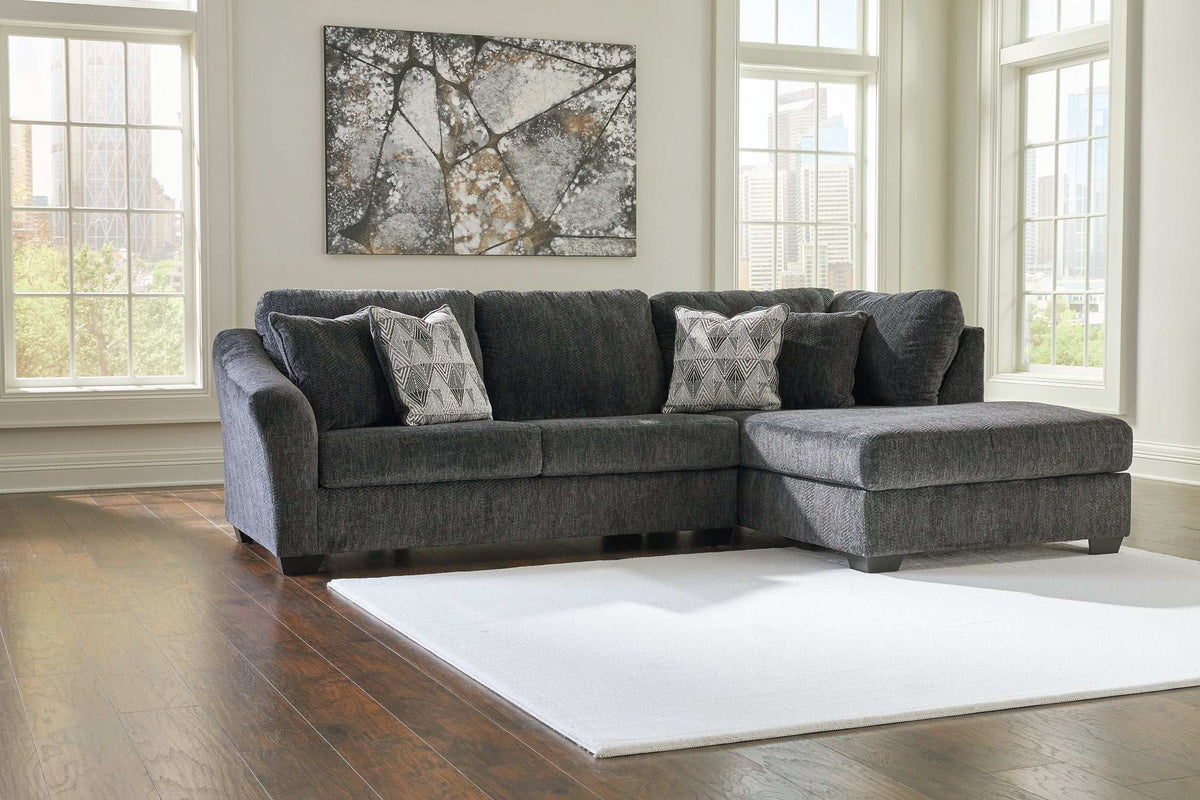 Biddeford 2-Piece Sectional with Chaise Half Price Furniture