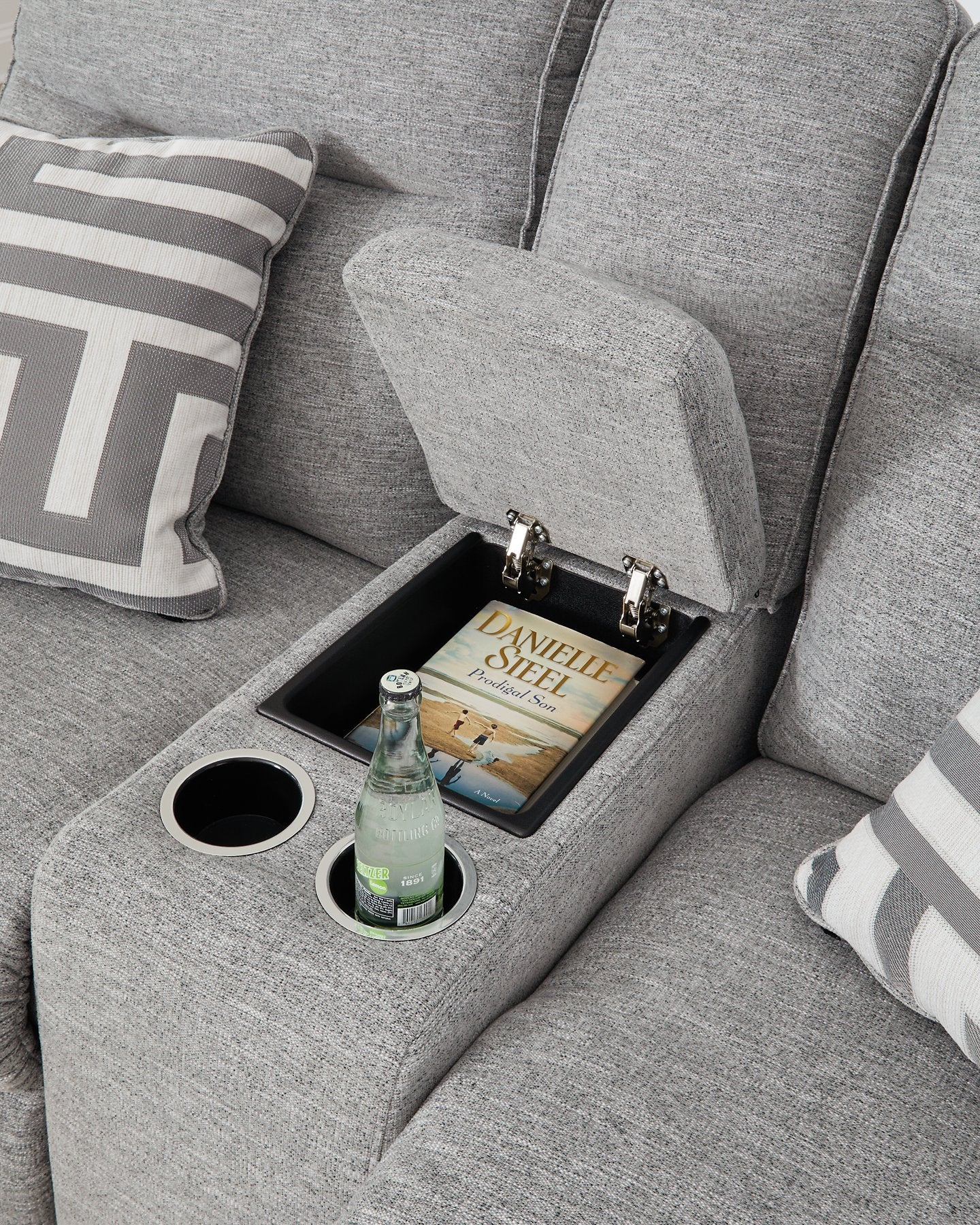 Biscoe Living Room Set - Living Room Set - Half Price Furniture