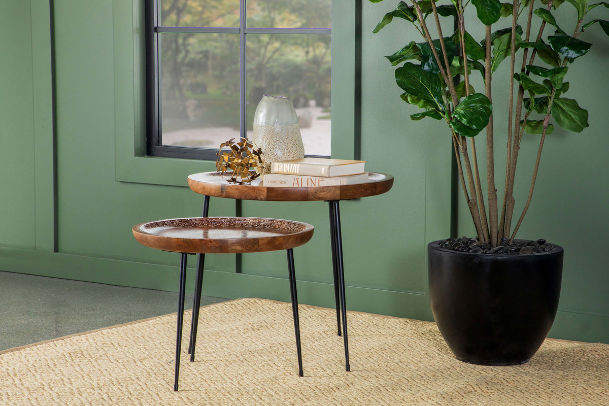 Nuala 2-piece Round Nesting Table with Tripod Tapered Legs Honey and Black  Las Vegas Furniture Stores
