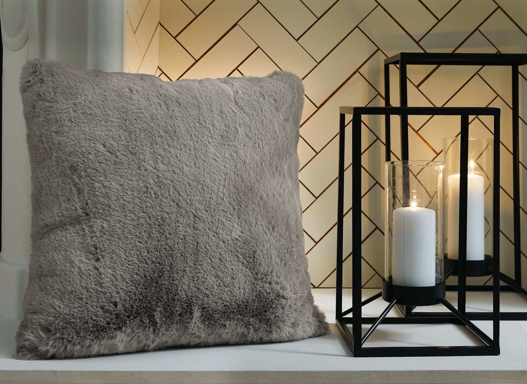 Gariland Pillow Half Price Furniture