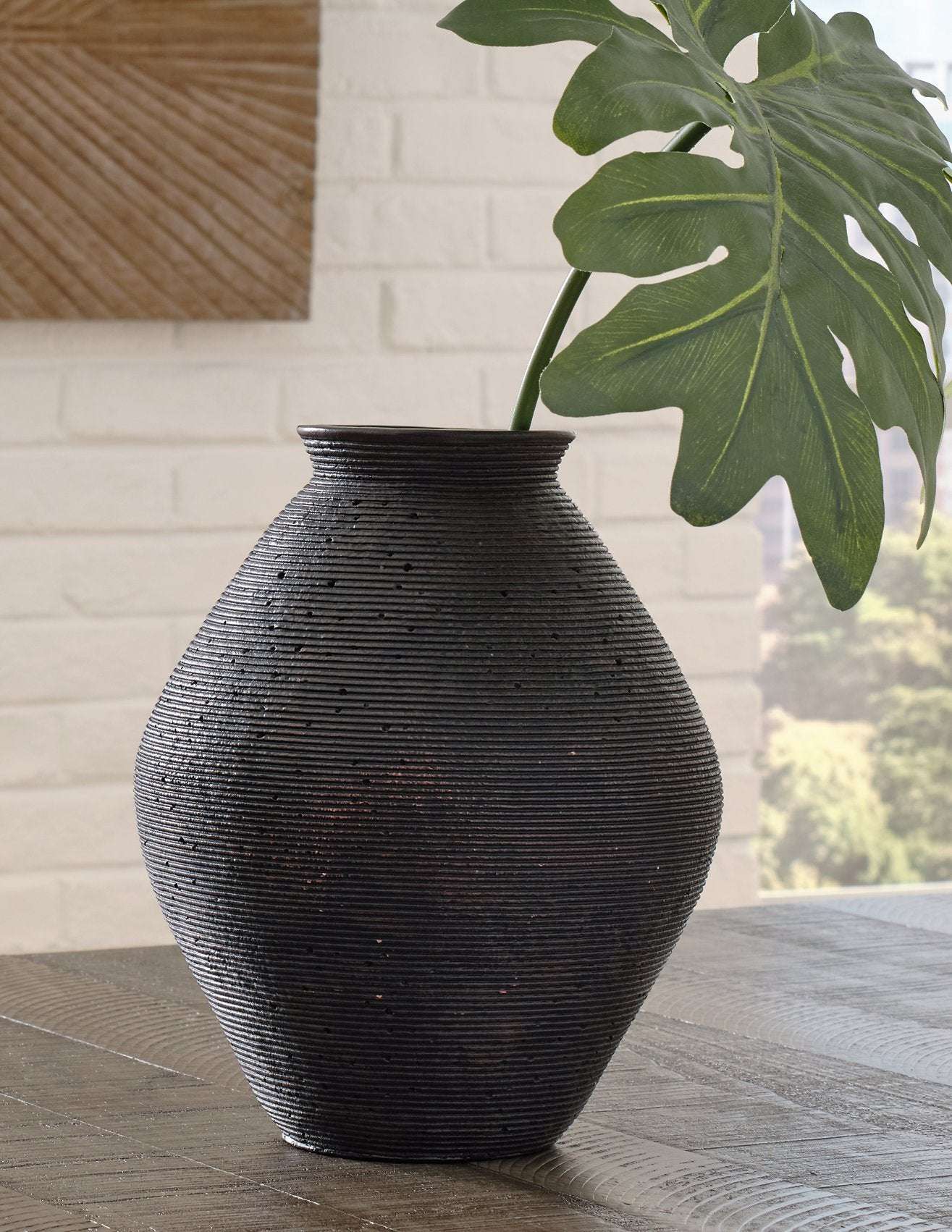Hannela Vase - Half Price Furniture