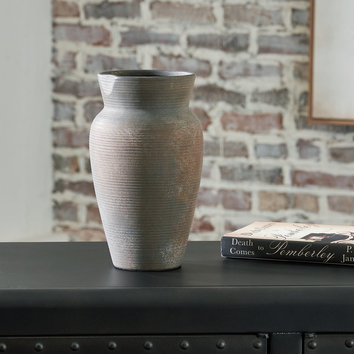 Brickmen Vase - Vase - Half Price Furniture