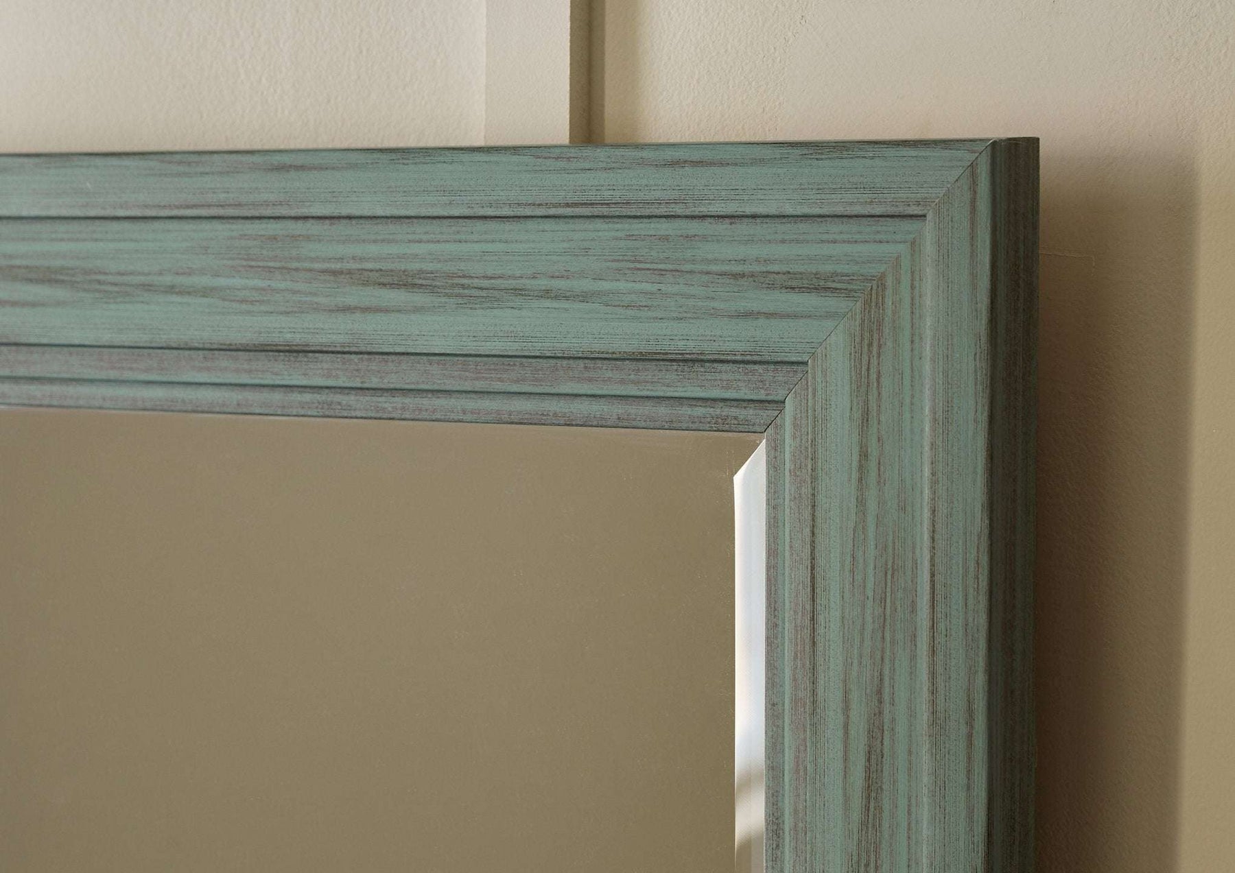 Jacee Accent Mirror - Half Price Furniture