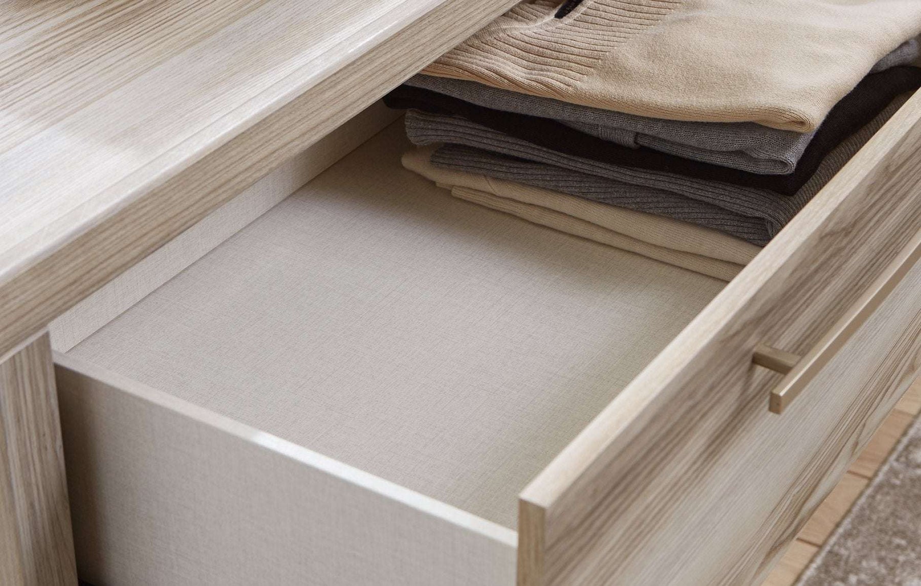 Hasbrick Dresser Half Price Furniture