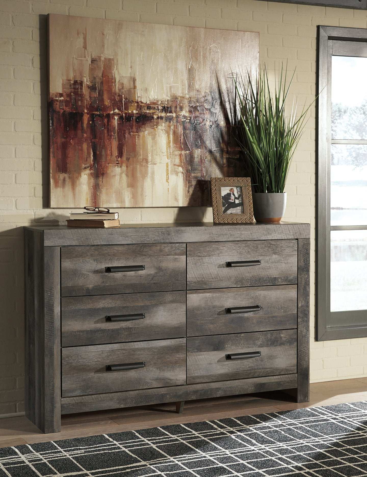 Wynnlow Dresser - Half Price Furniture