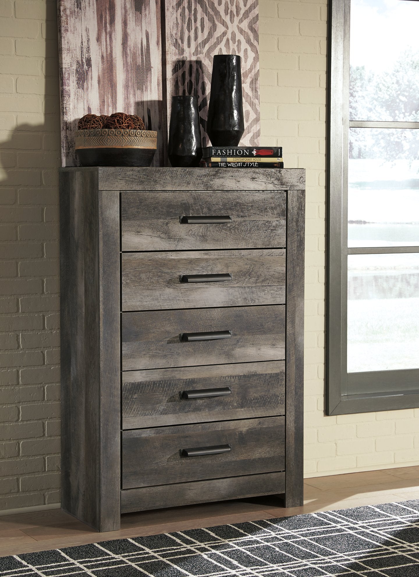 Wynnlow Chest of Drawers - Half Price Furniture