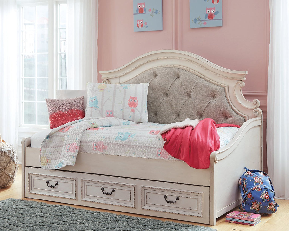 Realyn Daybed with 1 Large Storage Drawer - Half Price Furniture