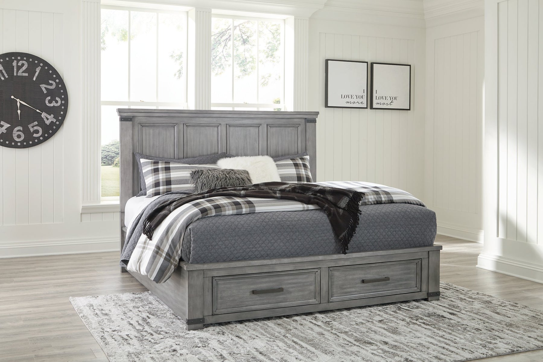 Russelyn Bedroom Set - Half Price Furniture