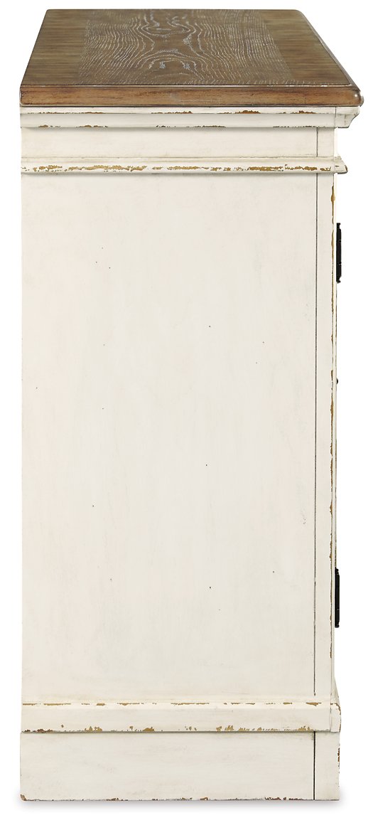 Realyn Dining Room Set - Half Price Furniture