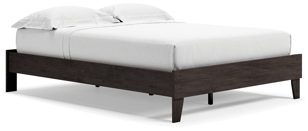 Piperton Panel Bed - Half Price Furniture