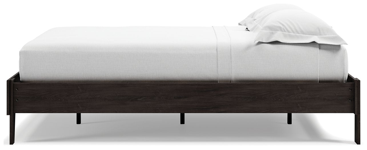 Piperton Panel Bed - Half Price Furniture