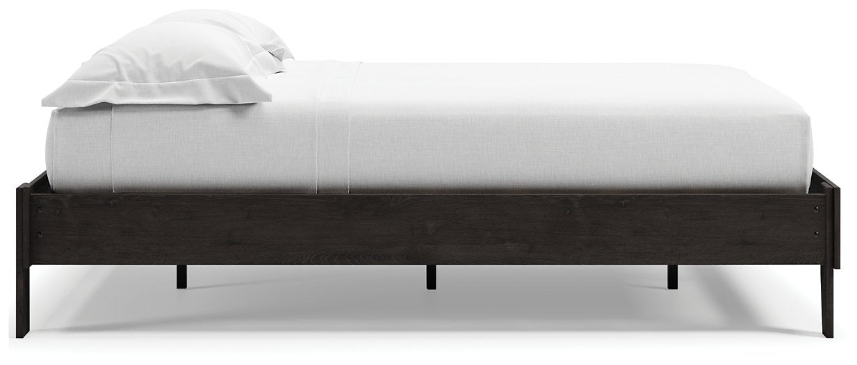 Piperton Bed - Half Price Furniture