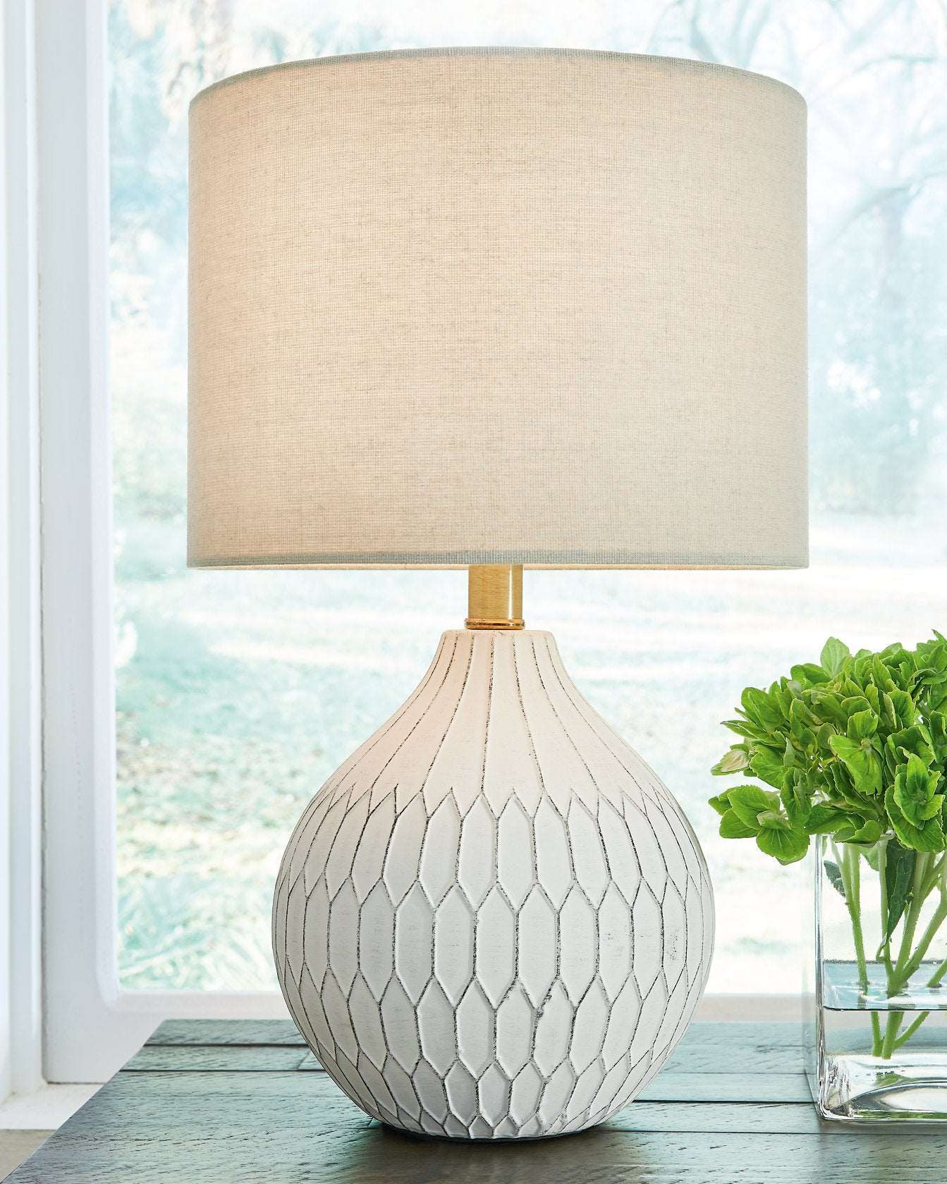 Wardmont Lamp Set Half Price Furniture