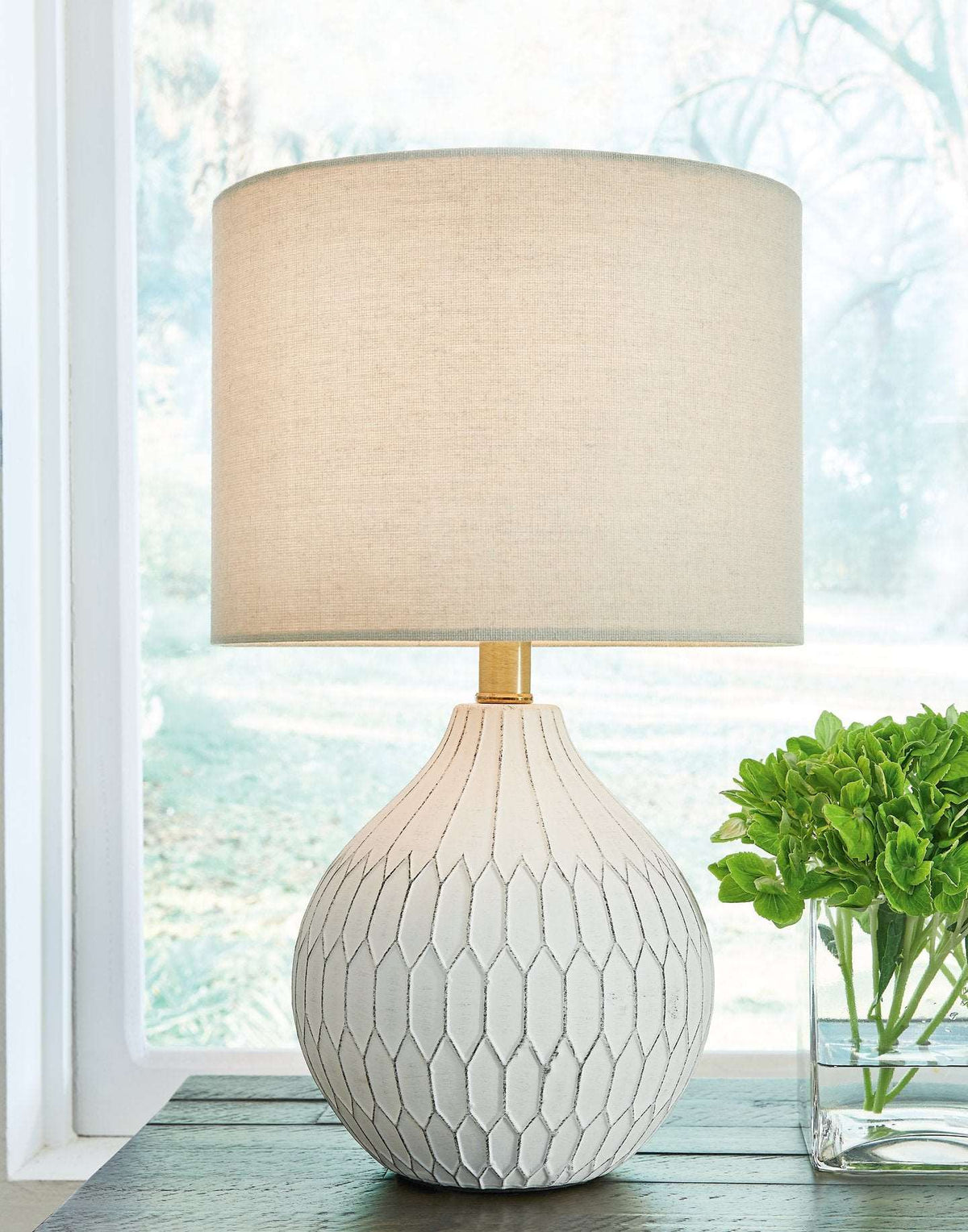 Wardmont Lamp Set Half Price Furniture
