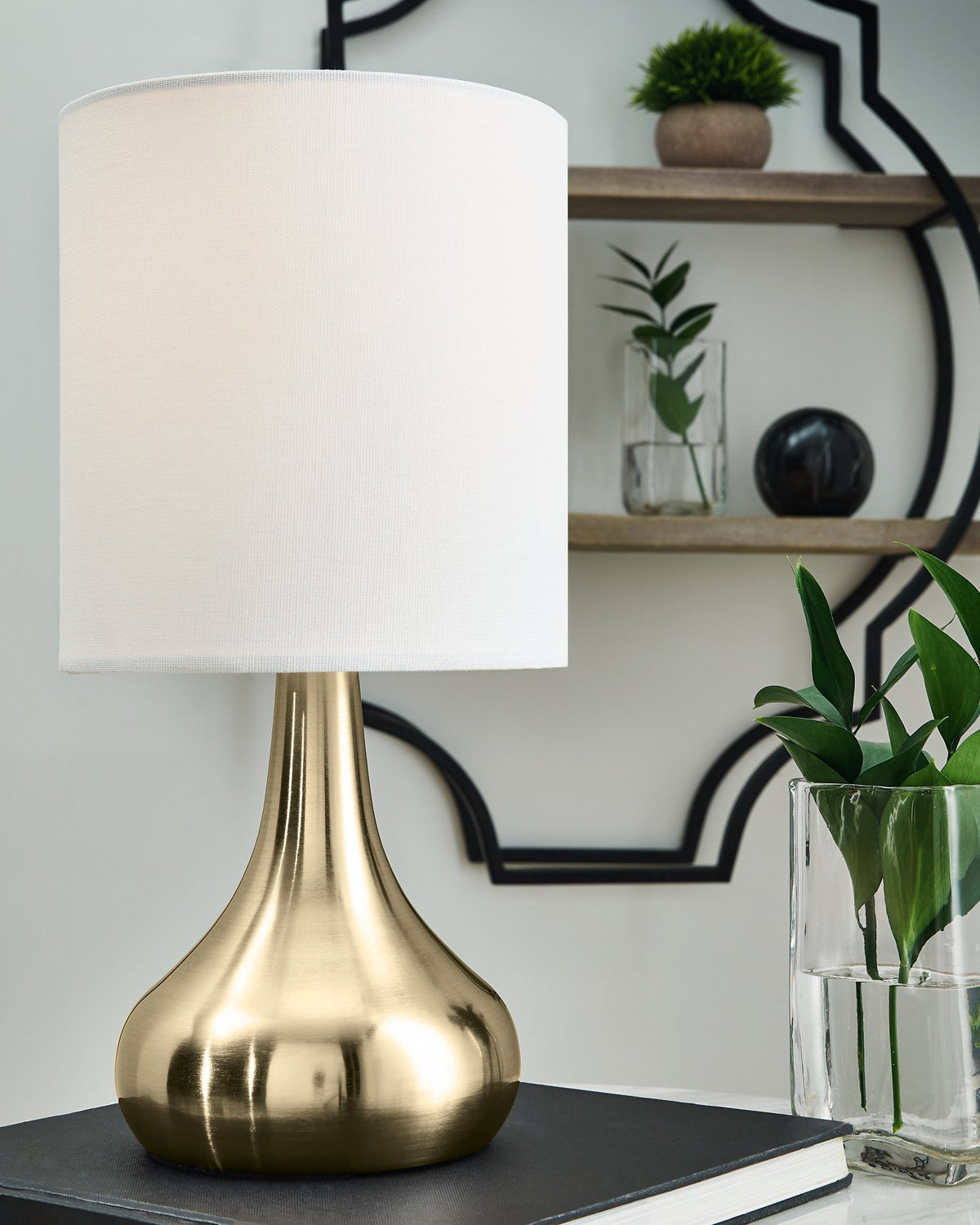 Camdale Table Lamp - Lamp - Half Price Furniture