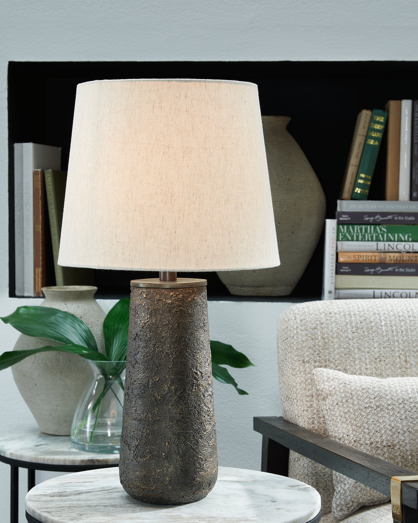 Chaston Table Lamp (Set of 2) - Lamp Set - Half Price Furniture