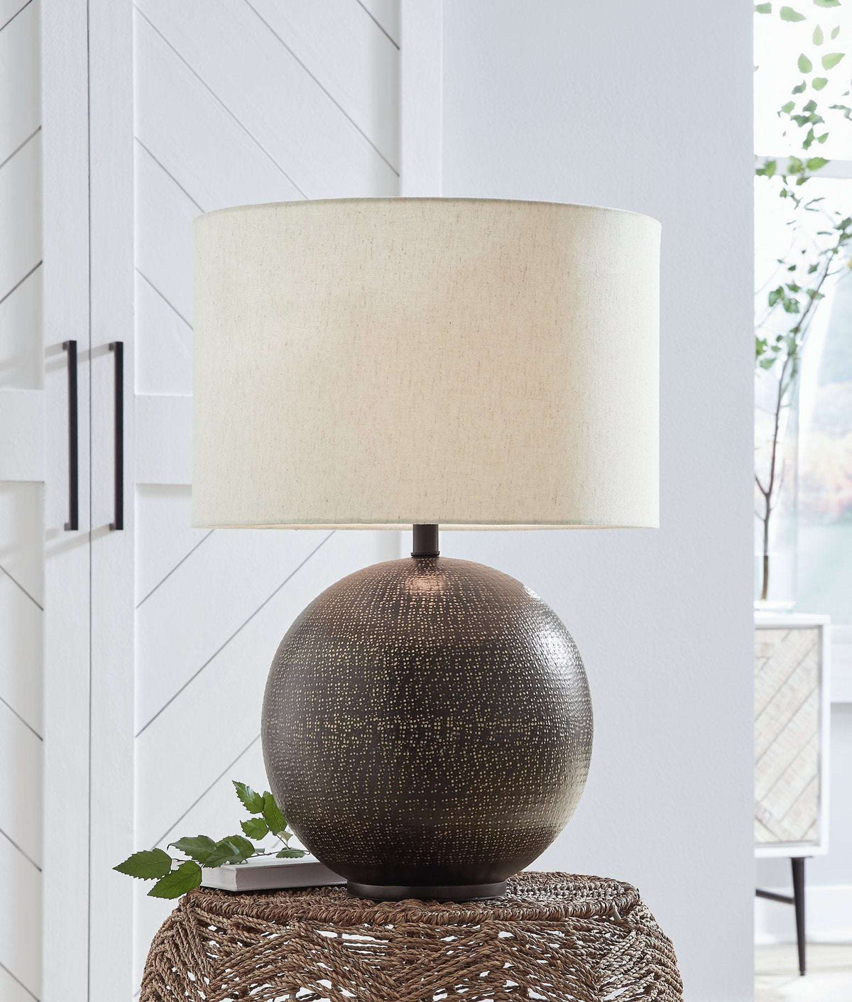 Hambell Table Lamp Half Price Furniture