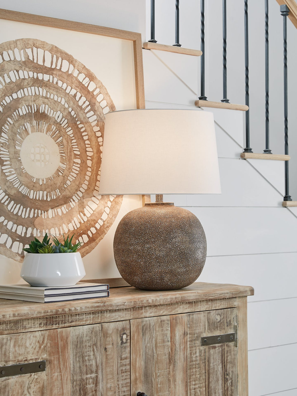 Neavesboro Lamp Set - Half Price Furniture