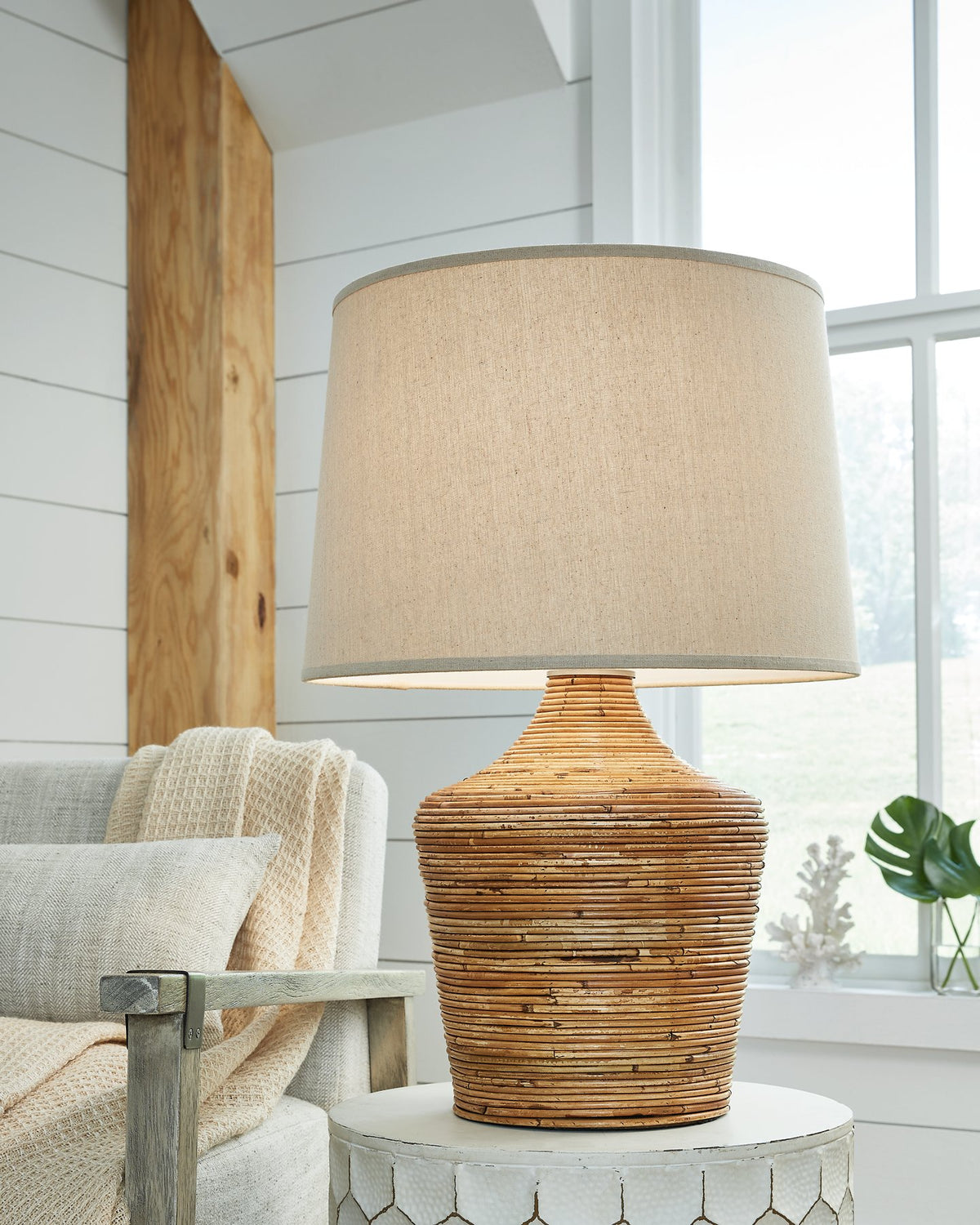 Kerrus Table Lamp - Half Price Furniture