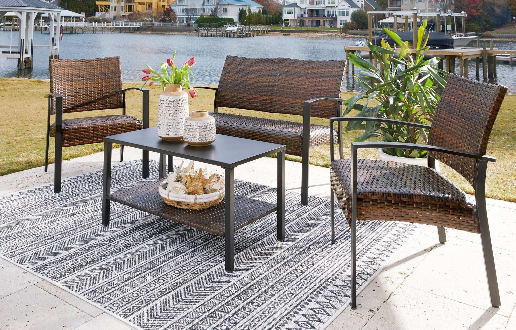 Zariyah Outdoor Love/Chairs/Table Set (Set of 4) Half Price Furniture