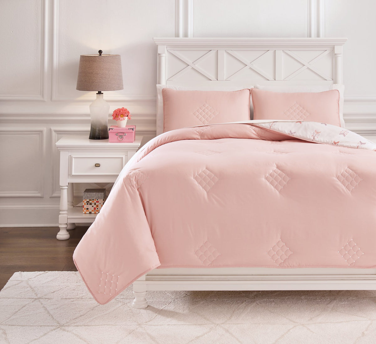 Lexann Comforter Set Half Price Furniture