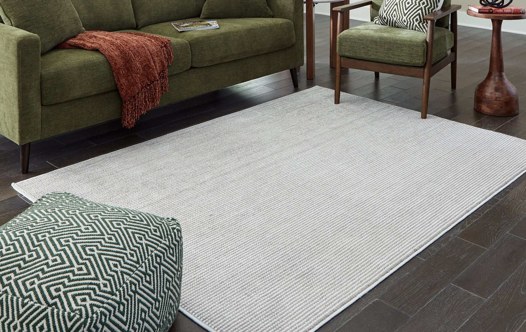 Eduring Large Rug Half Price Furniture