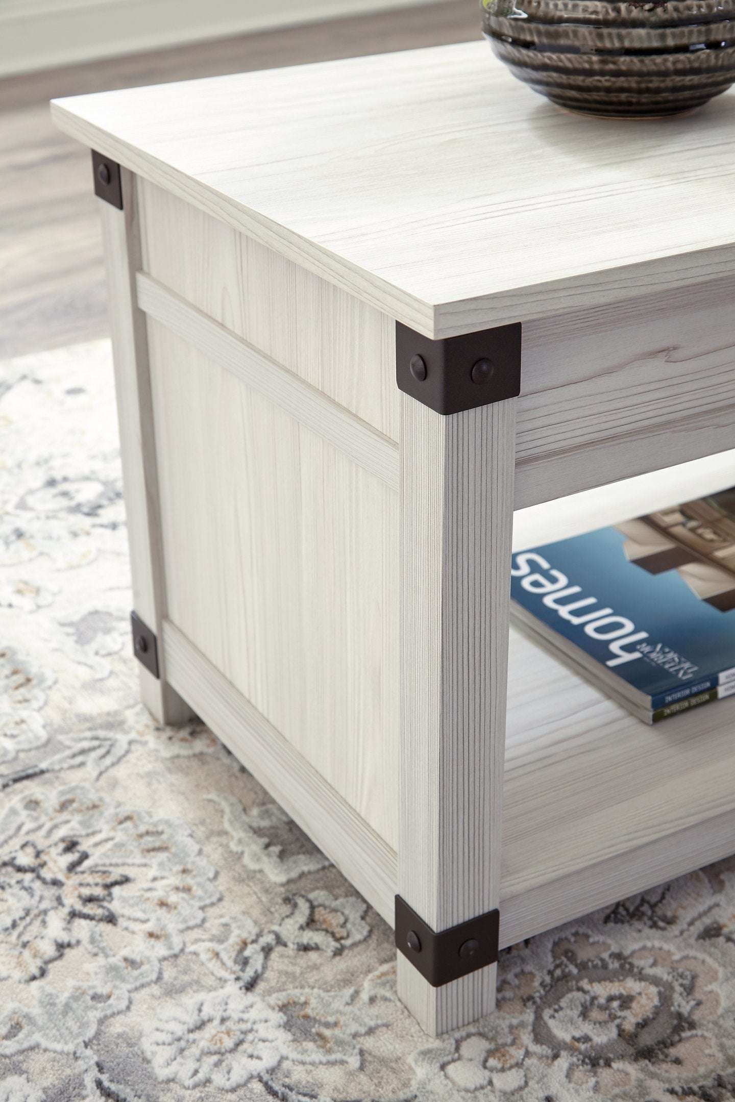 Bayflynn Lift-Top Coffee Table Half Price Furniture
