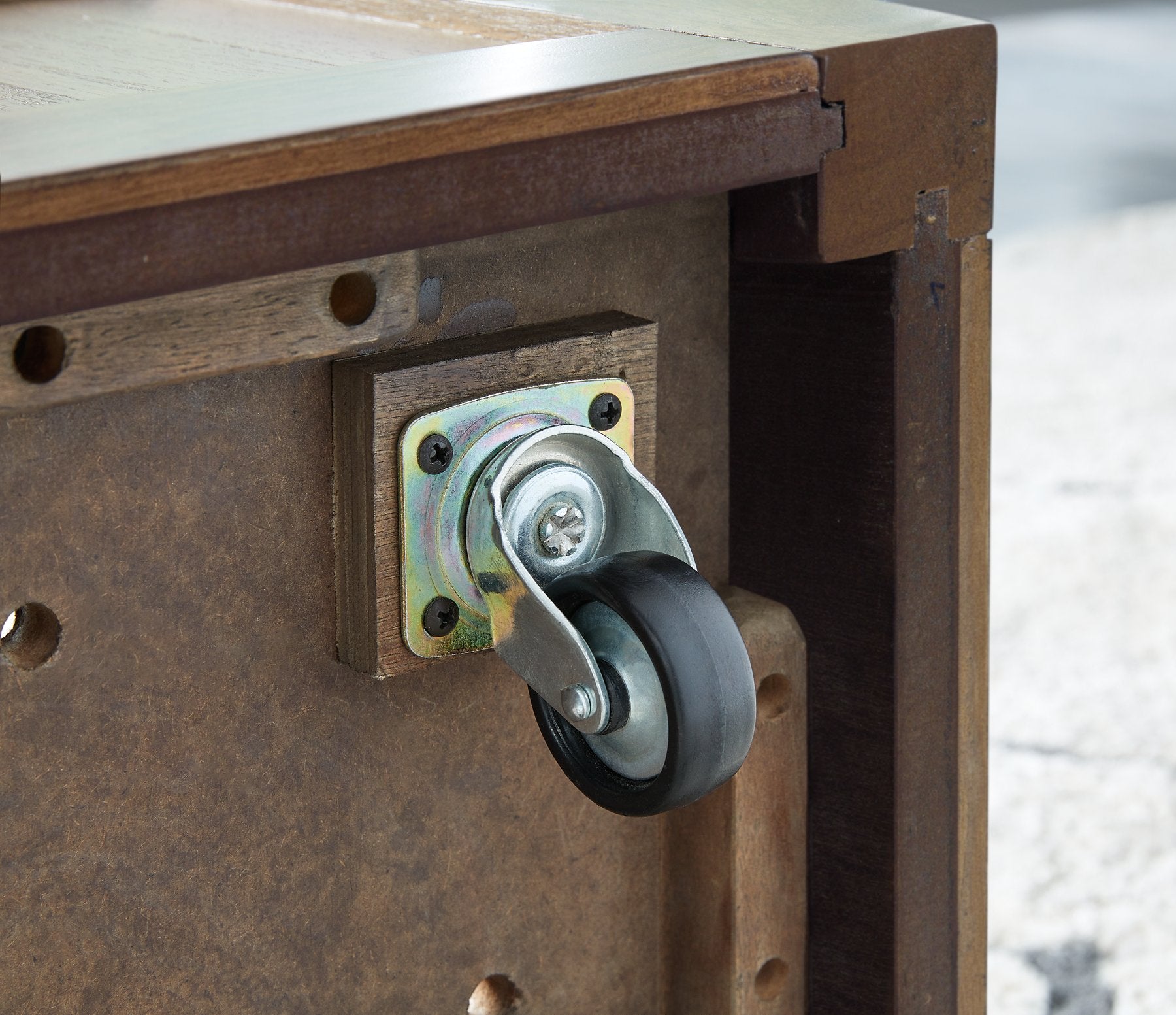 Boardernest Coffee Table with 4 Stools - Cocktail Table - Half Price Furniture