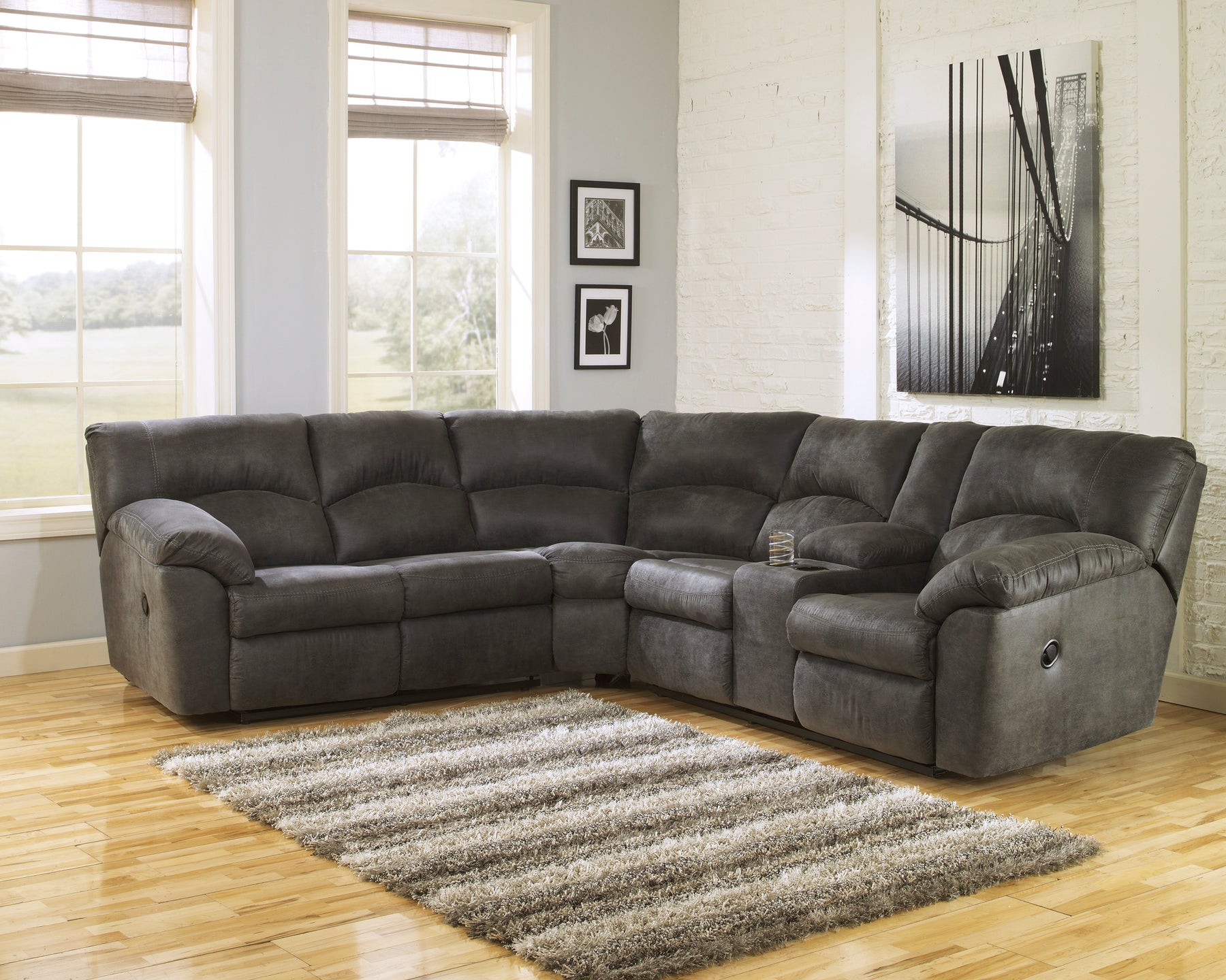 Las Vegas reclining sectionals living room