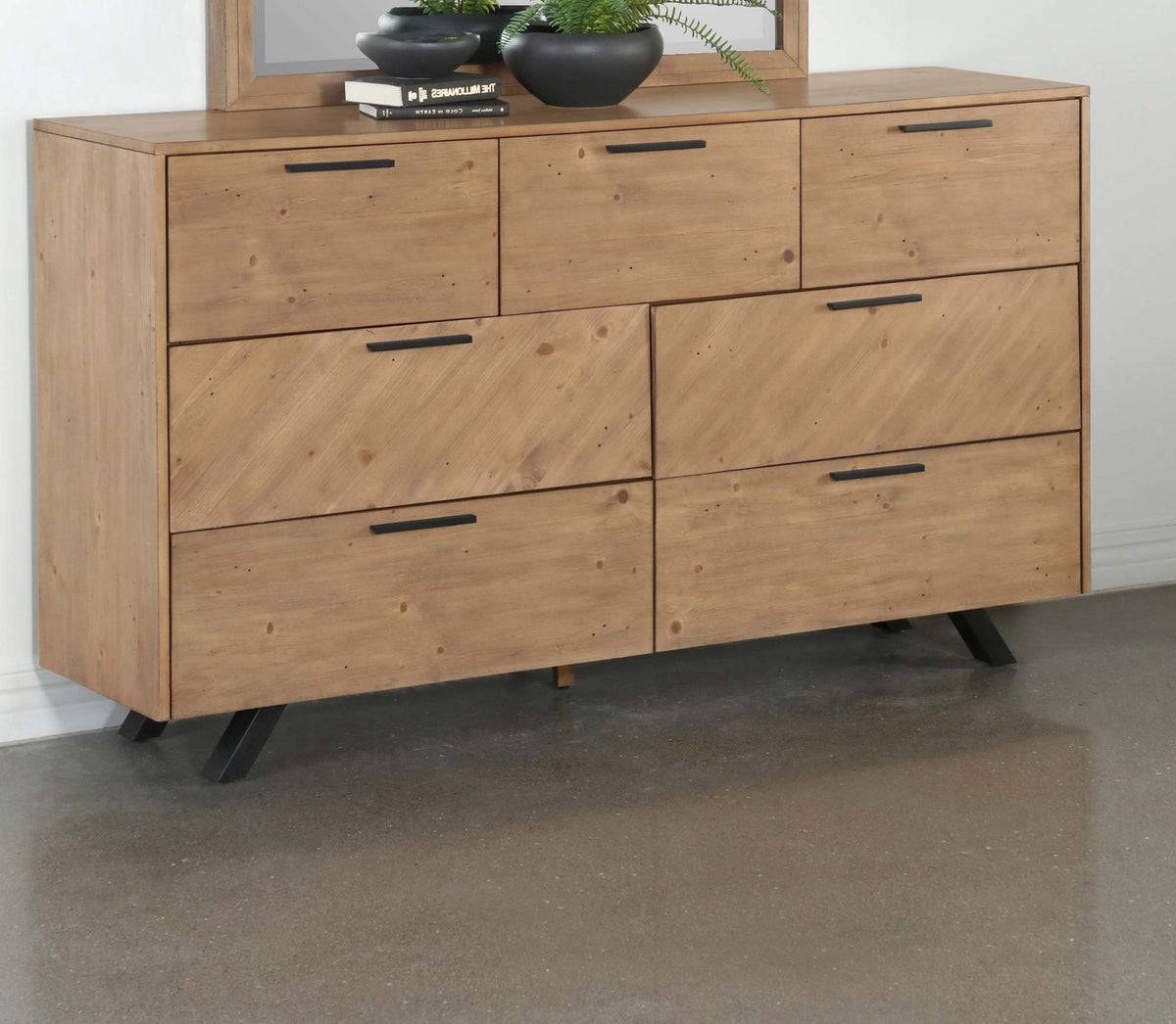 Taylor 7-drawer Rectangular Dresser Light Honey Brown Half Price Furniture