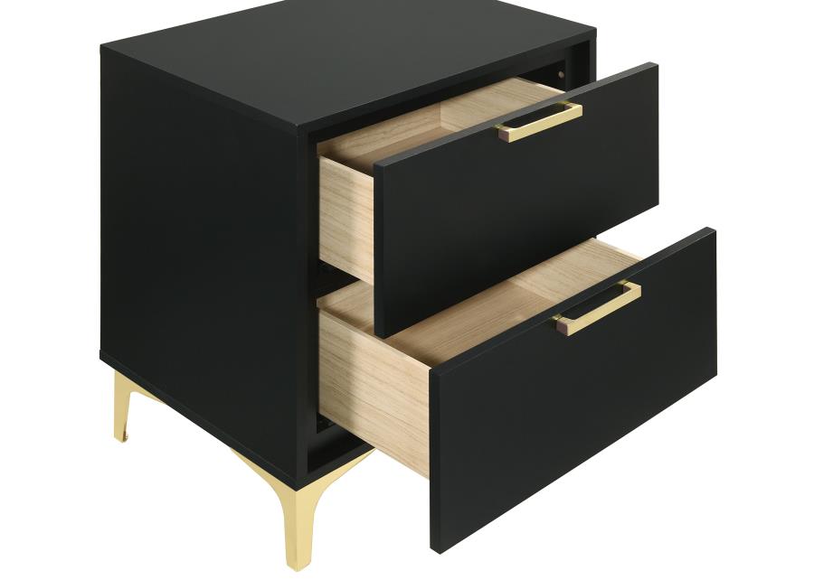 Kendall 4-Piece Tufted Bedroom Set Black and Gold