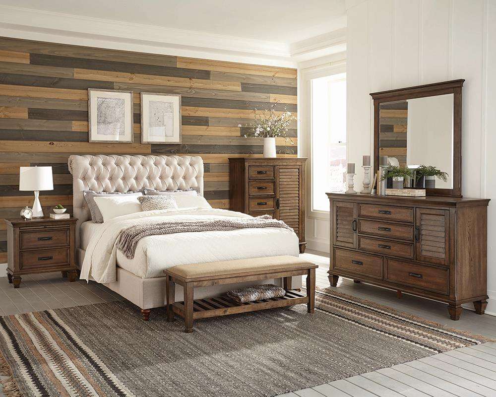 Devon Beige/Burnished Oak 4-piece Upholstered Queen Bedroom Set