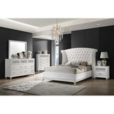 300843KE S4 EASTERN KING BED 4 PC SET 300843KE S4 EASTERN KING BED 4 PC SET Half Price Furniture