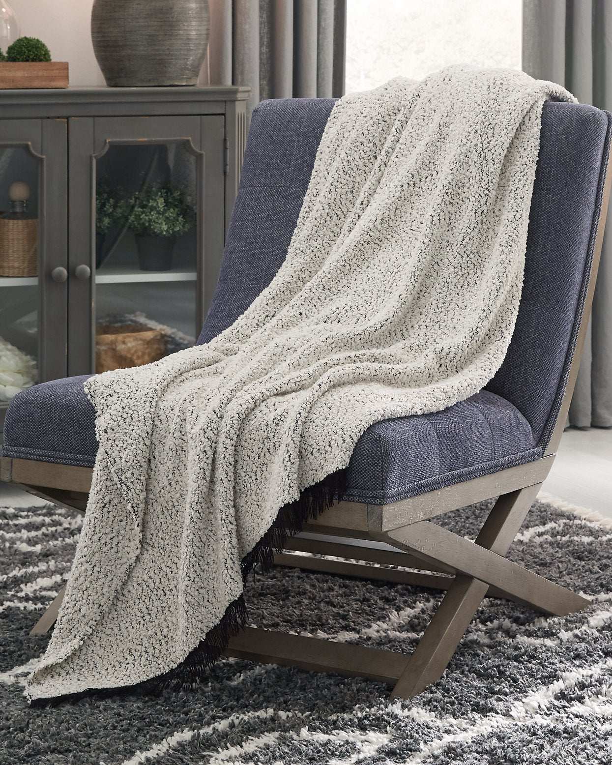 Leonita Throw (Set of 3) Half Price Furniture