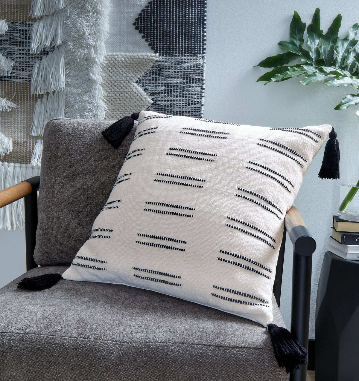 Mudderly Pillow (Set of 4) Half Price Furniture