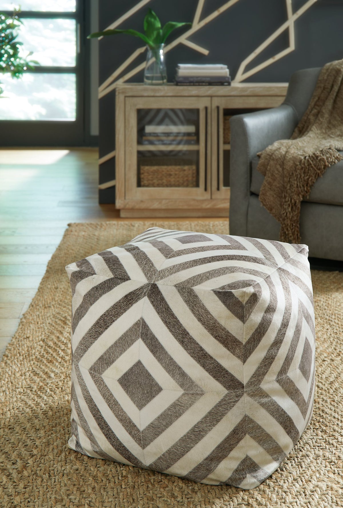 Hartselle Pouf - Half Price Furniture