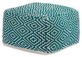 Brynnsen Pouf Half Price Furniture