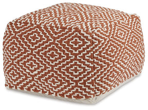Brynnsen Pouf Half Price Furniture