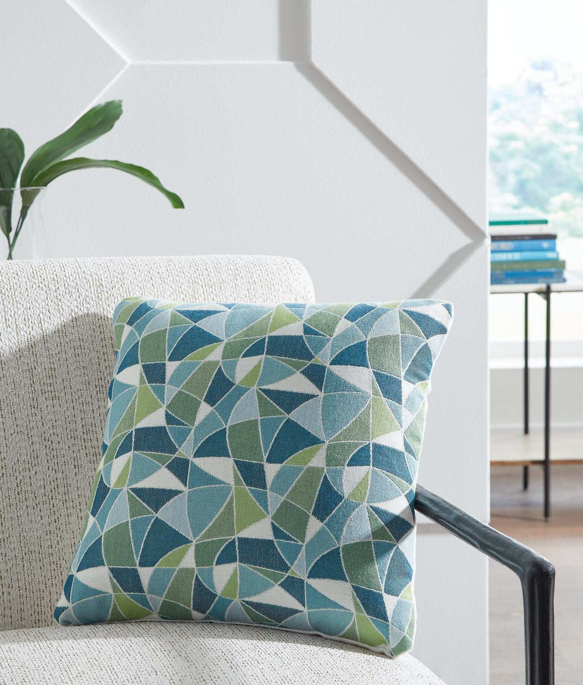 Seanow Next-Gen Nuvella Pillow (Set of 4) - Half Price Furniture