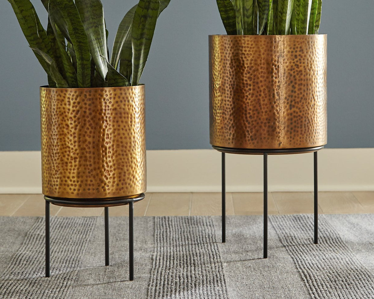 Donisha Planter (Set of 2)  Half Price Furniture