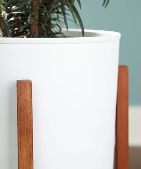 Dorcey Planter (Set of 2)  Half Price Furniture