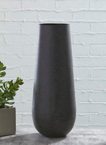 Fynn Vase - Half Price Furniture